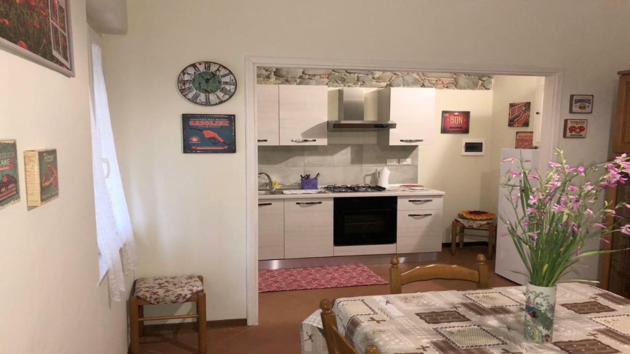 Casa Vacanza Ilia Pescia Eksteriør billede